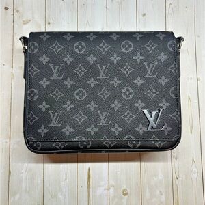 Louis Vuitton Black and Brown Monogram Bag
